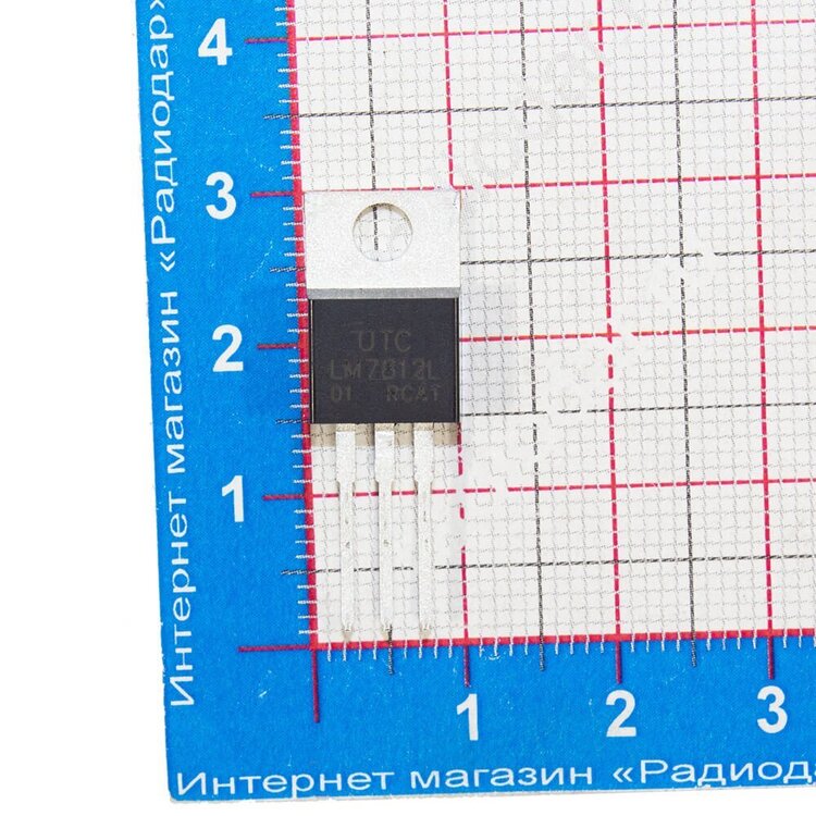 Внешний вид микросхемы LM7812L